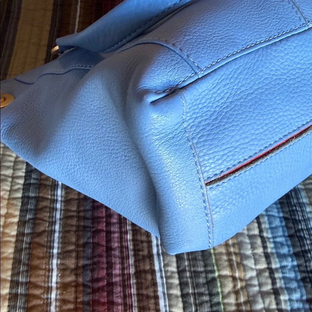 Hammitt Medium Daniel – Laguna Blue 💙✨ (Excellent Condition) - Picture 5 of 10